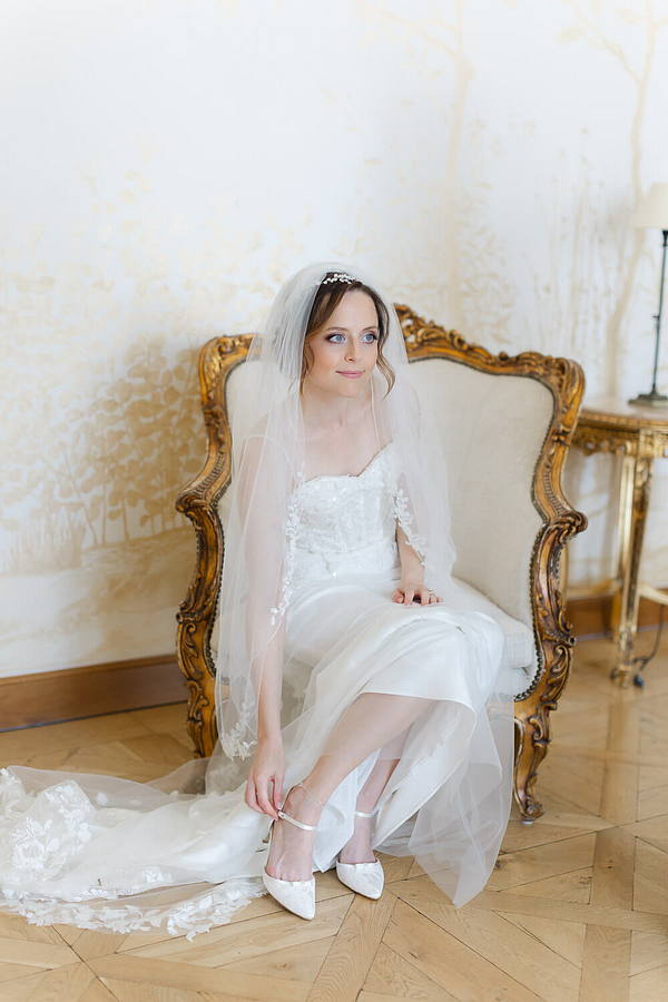 Prague wedding in Chateau Mcely - photo 21