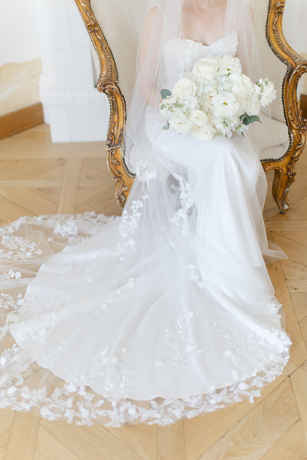 Prague wedding in Chateau Mcely - photo 41