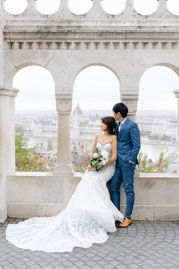 Creative Budapest Pre Wedding Photoshoot - photo 14