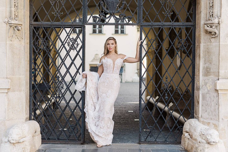 Wedding Dress Editorial :: Gali Las Bridal - photo 25