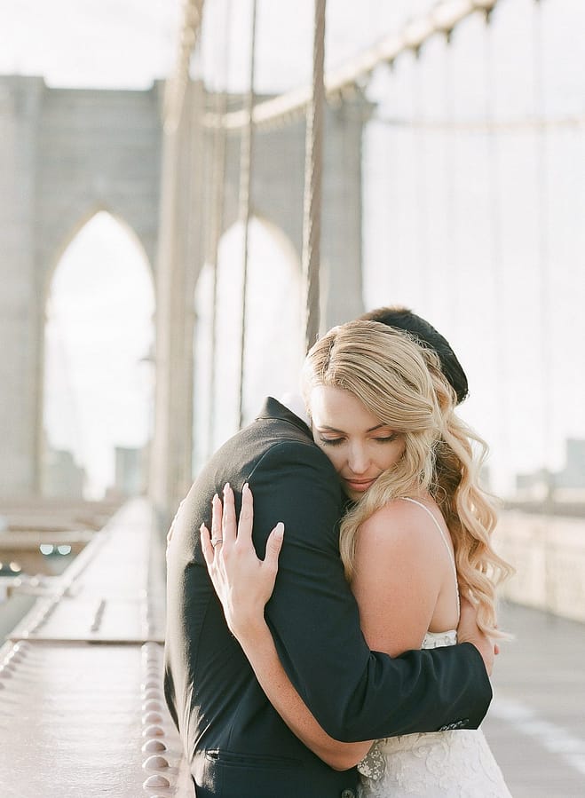 Brooklyn Bridge & Dumbo New York :: Wedding Portraits