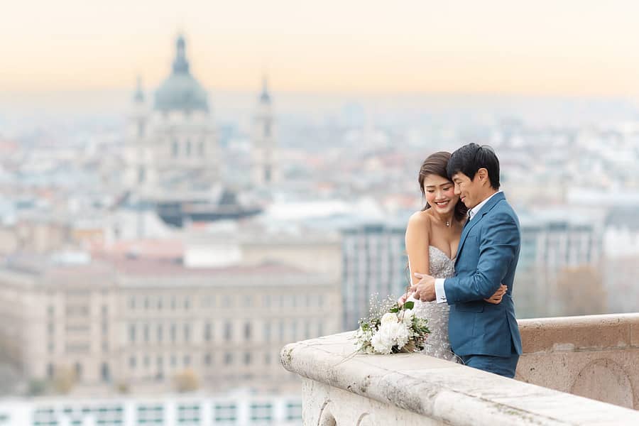 Creative Budapest Pre Wedding Photoshoot - photo 9